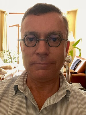 Gilles Schepens - Hypnologue - Hypnotherapeute et Psychotherapeute à Ixelles Gilles Schepens - Hypnologue - Hypnotherapeute et Psychotherapeute à Ixelles